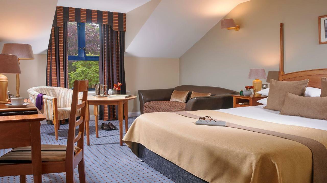The Parkavon Hotel Cill Airne Exteriör bild