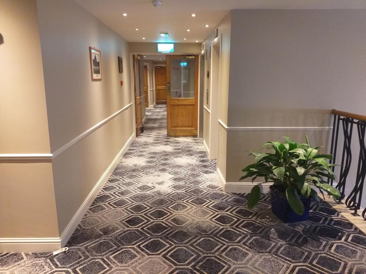 The Parkavon Hotel Cill Airne Exteriör bild